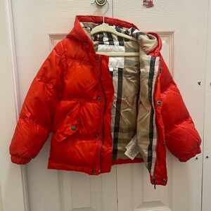 Burberry 3Y winter jacket with sleeves detachable